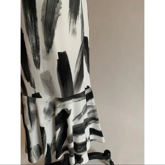 Authentic Dolce & Gabbana MIDI Trumpet Dress Brushstroke Print - Picture 9 of 11